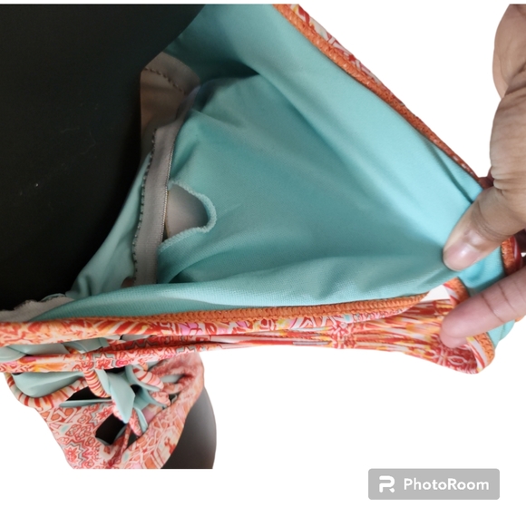 YMI 1 piece bathing suit with side cut-outs SZ M - Picture 4 of 5